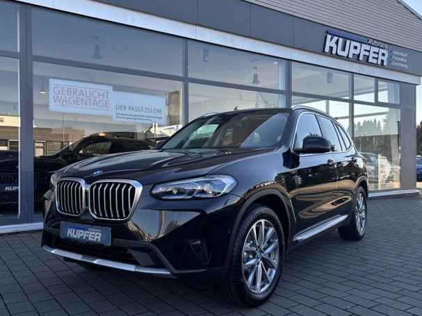 BMW X3 xDrive30e 215 kW image number 1