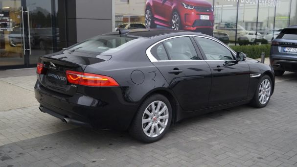 Jaguar XE 147 kW image number 12