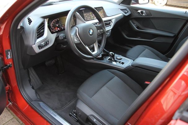 BMW 120i Advantage 131 kW image number 8