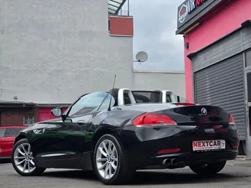 Car image 47
