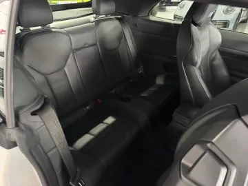 Car image 27