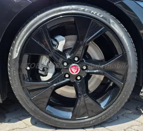 Car image 29