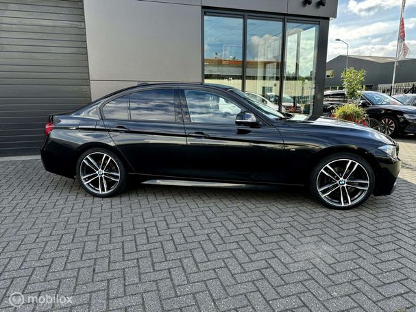 BMW 320i M Sport 135 kW image number 8