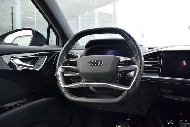 Audi Q4 40 e-tron S-line Business 150 kW image number 6