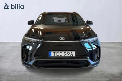 Car image 2