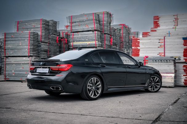 BMW M760Li xDrive 448 kW image number 1