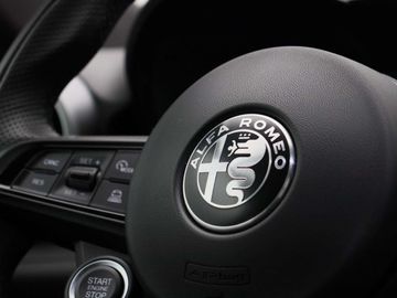 Car image 37