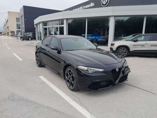 Alfa Romeo Giulia 2.0 Turbo Veloce 206 kW image number 2