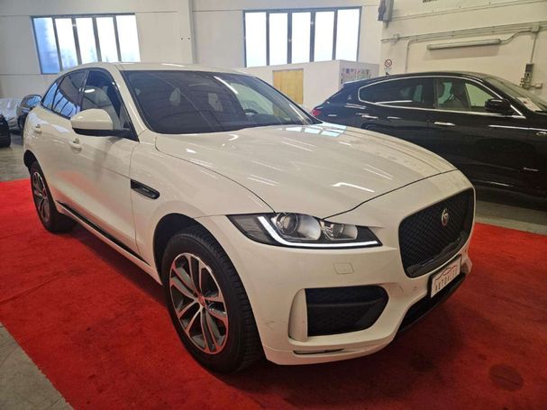 Jaguar F-Pace AWD Portfolio 132 kW image number 2