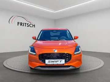 Car image 4