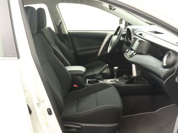 Car image 30