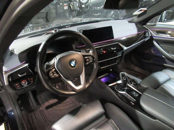 BMW 530 e 218 kW image number 12