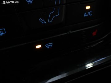 Car image 36