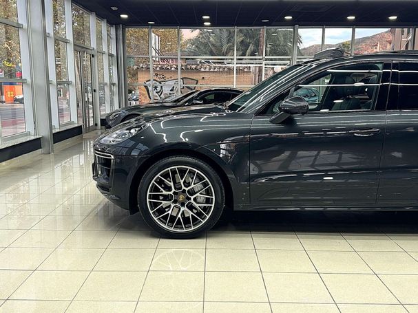 Porsche Macan Turbo 324 kW image number 2