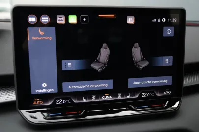 Car image 28
