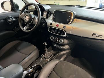 Car image 11