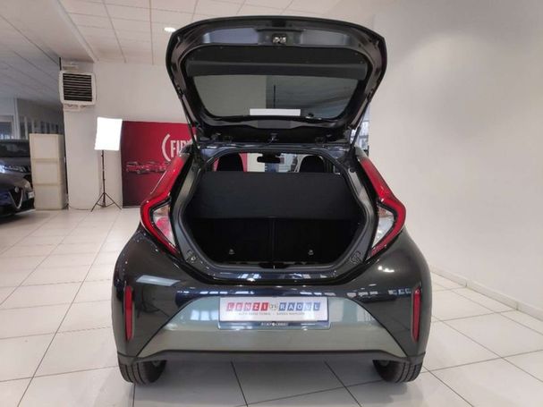 Toyota Aygo X 1.0 VVT-i 53 kW image number 7