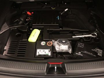 Car image 31