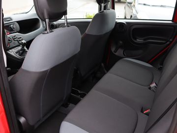 Car image 13