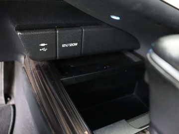 Car image 31