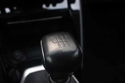 Car image 37