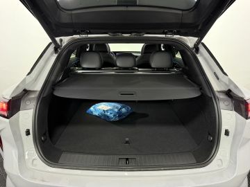 Car image 37