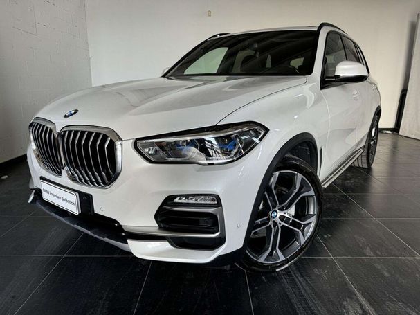 BMW X5 xDrive30d xLine 195 kW image number 1