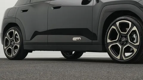 Car image 23