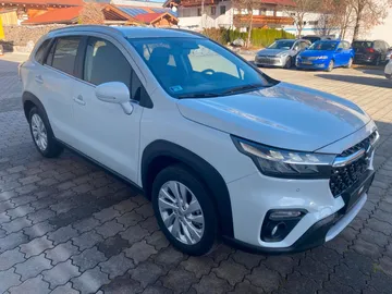 Car image 2