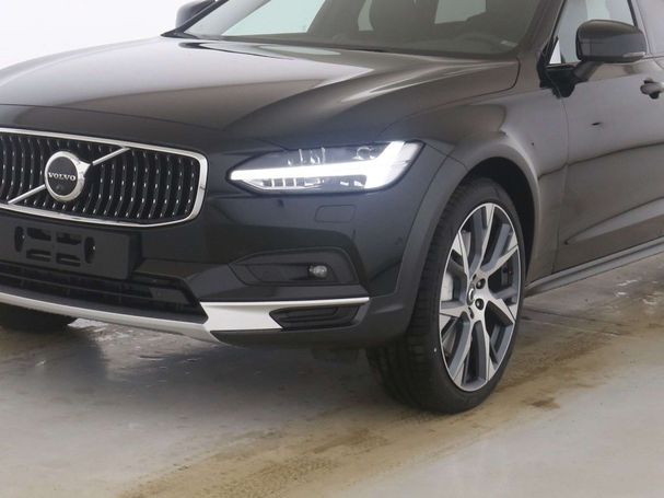 Volvo V90 Cross Country AWD B5 173 kW image number 4