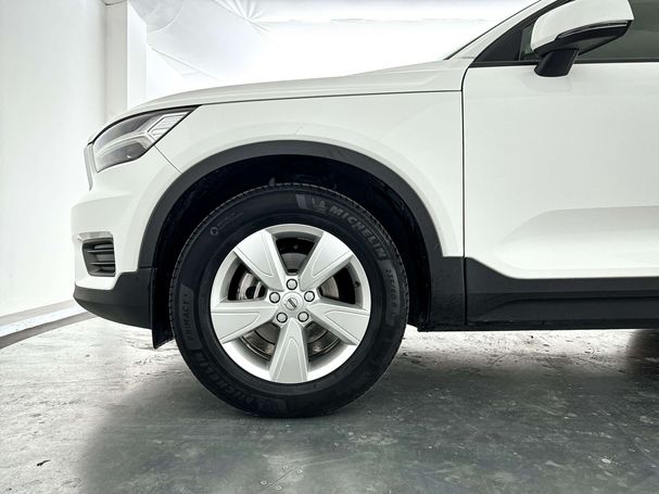 Volvo XC40 T2 Momentum 95 kW image number 25