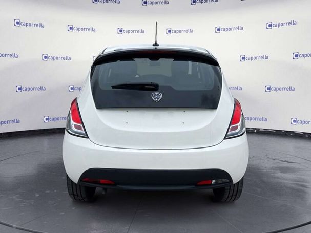 Lancia Ypsilon 51 kW image number 6