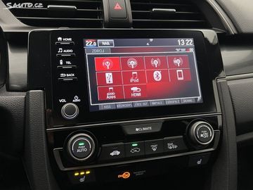 Car image 26