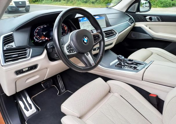 BMW X5 M 50i xDrive 390 kW image number 26