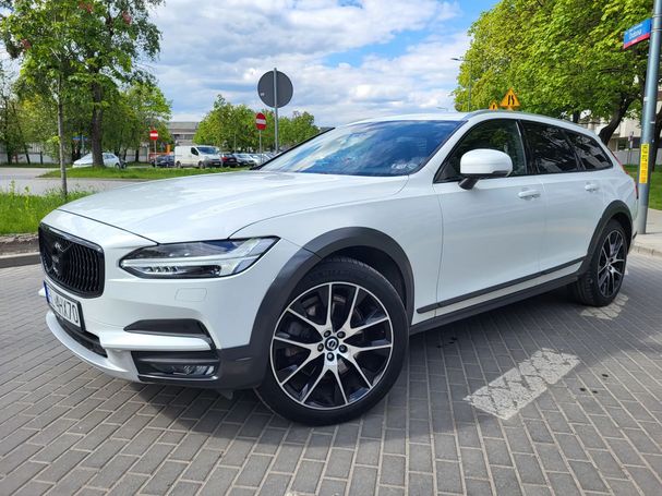 Volvo V90 Cross Country T6 AWD 228 kW image number 1