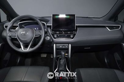 Car image 10