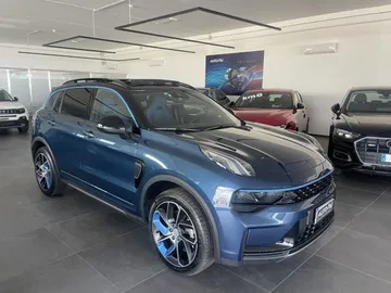 Car image 2