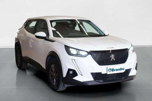 Peugeot 2008 1.2 PureTech 74 kW image number 2