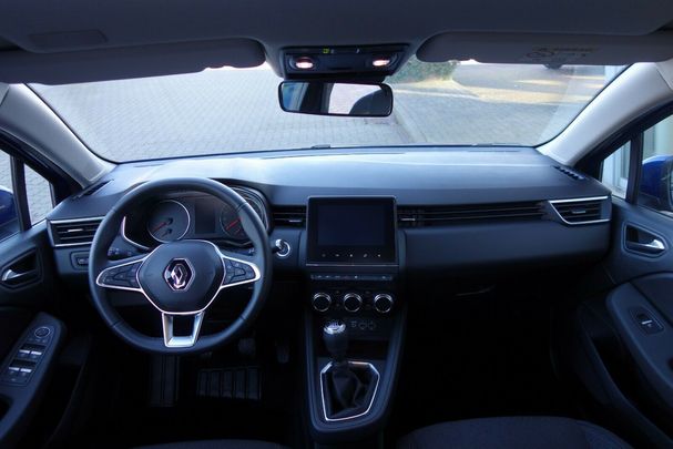 Renault Clio TCe 90 66 kW image number 4