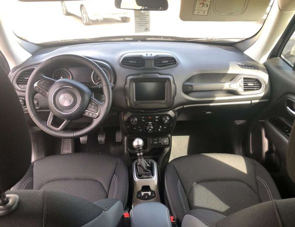 Jeep Renegade 88 kW image number 5