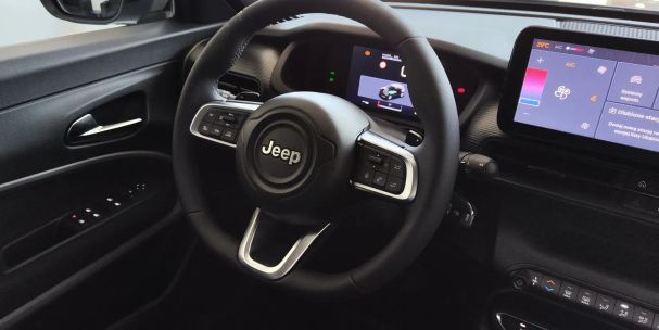 Jeep Avenger 1.2 T3 74 kW image number 14