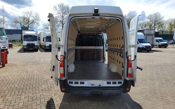 Renault Master 107 kW image number 4