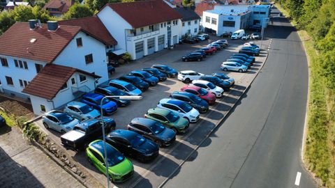 Car image 36