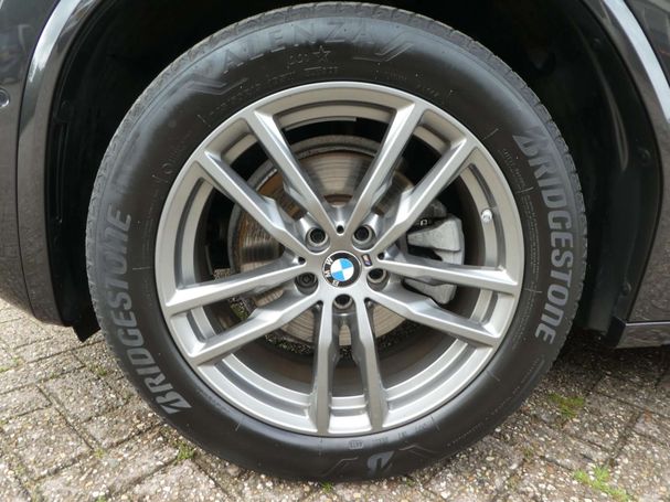 BMW X3 xDrive20i 135 kW image number 15