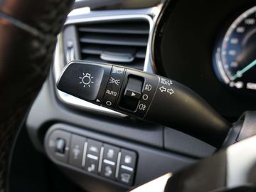 Car image 37