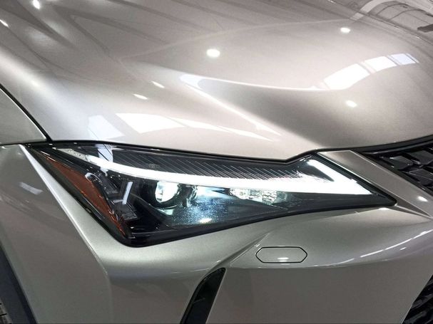 Lexus UX 250h 135 kW image number 18