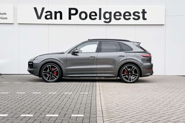 Porsche Cayenne E-Hybrid 340 kW image number 3