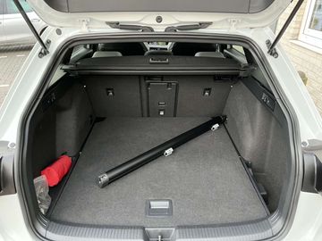 Car image 37