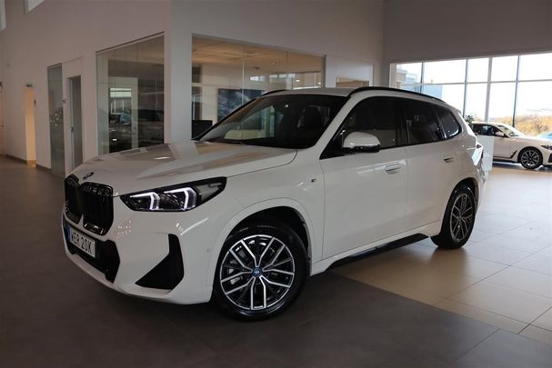 BMW iX1 xDrive30 M Sport 200 kW image number 3