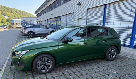 Car image 2